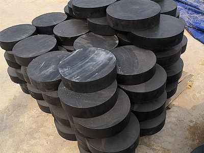 甘洛县板式橡胶支座由若干层橡胶片与薄钢板经加压硫化